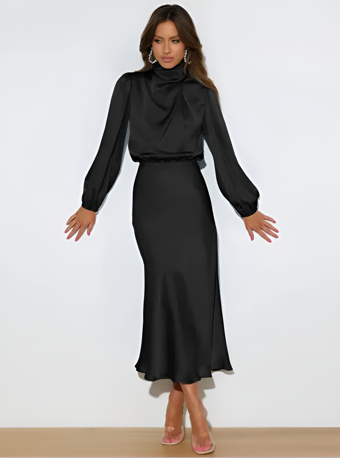 SAVANNA™ | REFINERAD SATIN MIDI-KLÄNNING