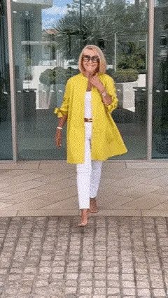 SIMONE™ | SKJORTBLUS MED ELEGANTA ROSETTMANCHETTER