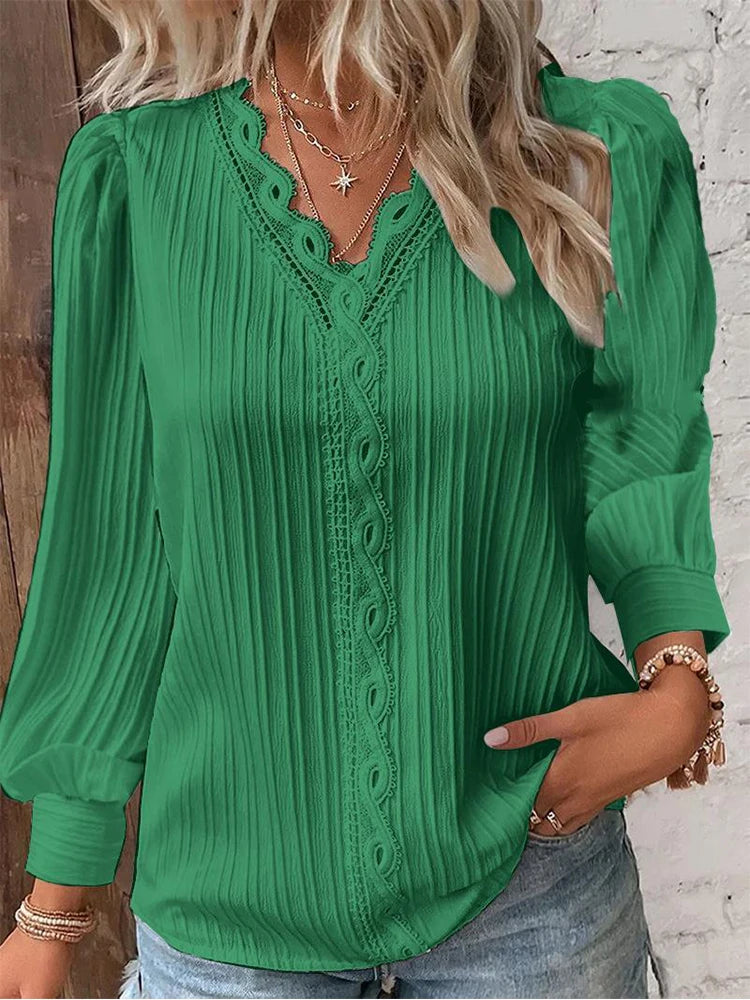 LIVANNE™ | LÅNGÄRMAD BLUS MED V-RINGNING