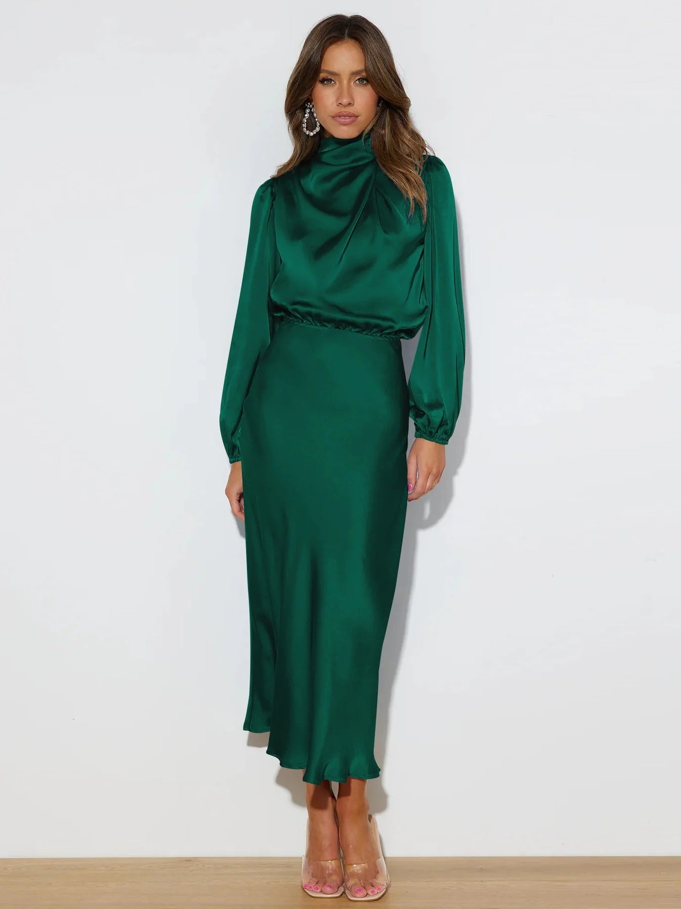 SAVANNA™ | REFINERAD SATIN MIDI-KLÄNNING