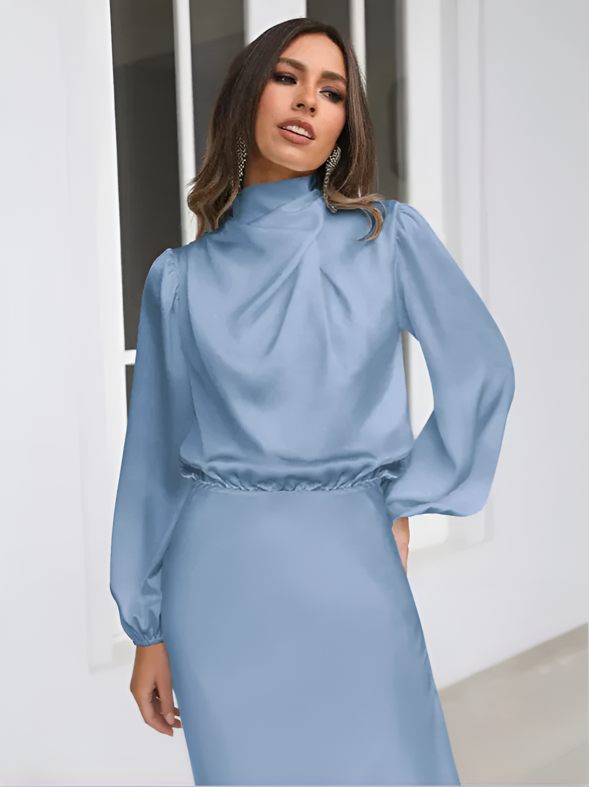 SAVANNA™ | REFINERAD SATIN MIDI-KLÄNNING